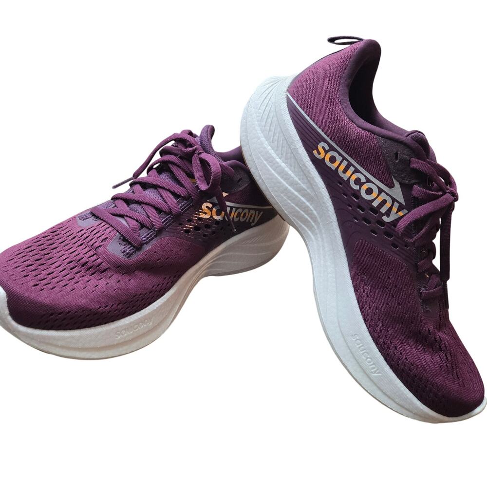 NO INSOLES Saucony Ride 17 running shoe in Plum/White women's 9 - Picture 3 of 8